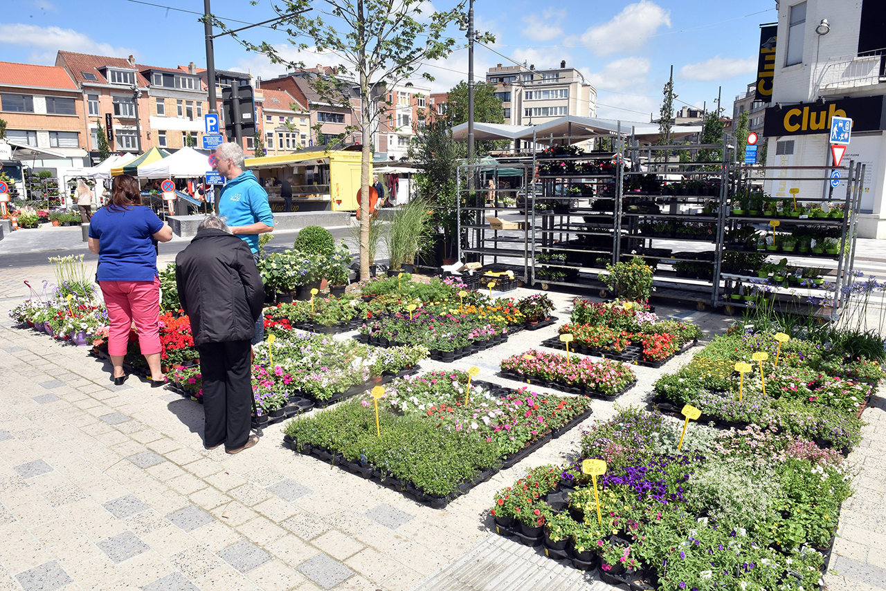 Marché de Woluwe-Saint-Pierre à proximité de la résidence Stock-L